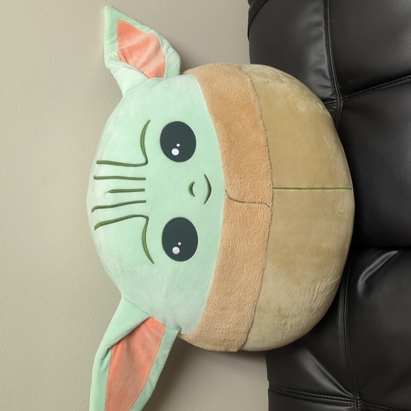 Squishmallows baby Yoda XL 20-in - Picture 2 of 5
